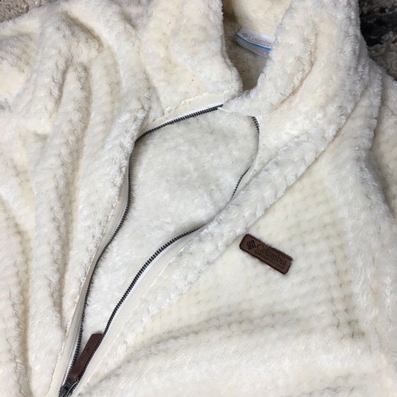 Columbia Jacket, excellent condition, size Lg color Ivory. - Picture 4 of 5